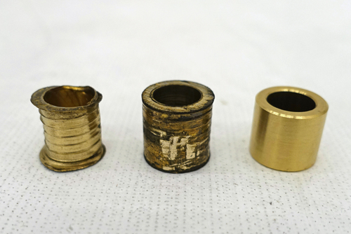 Comparison of the wear and tear on three brass sockets. The artist’s assistants used brass sockets to minimise wear between two moving parts. These had to be inspected and replaced wherever the wear and tear was too great. Photo: Schaulager, Laurenz Foundation